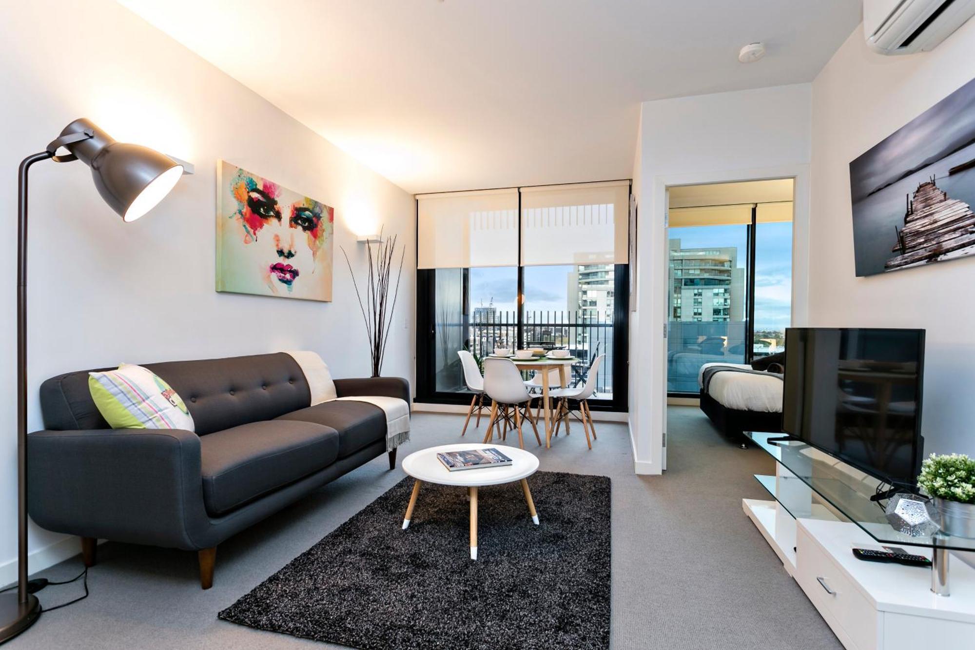 Complete Host Leopold Apartments Мелбърн Стая снимка