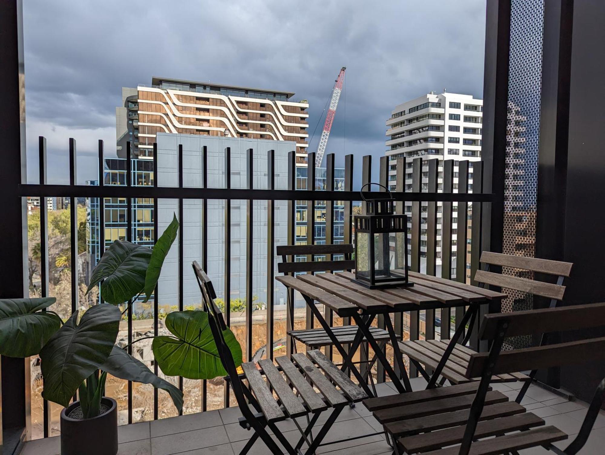 Complete Host Leopold Apartments Мелбърн Стая снимка